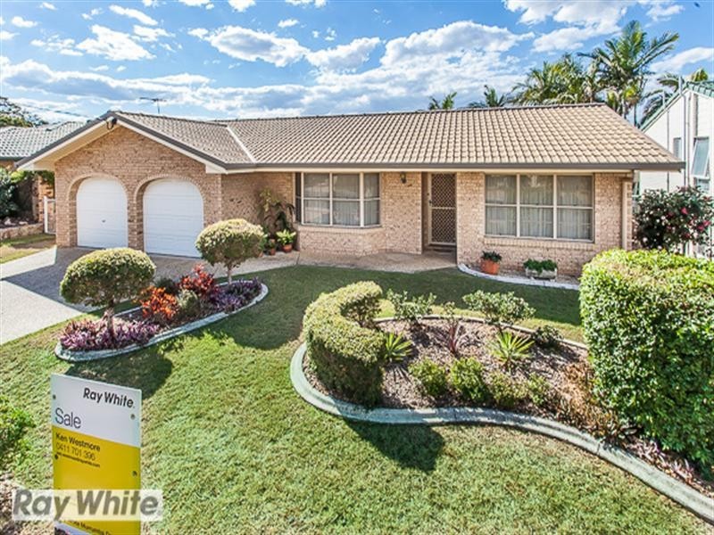 10 Vaucluse Street, Petrie QLD 4502