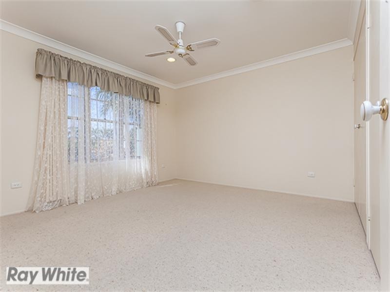 10 Vaucluse Street, Petrie QLD 4502