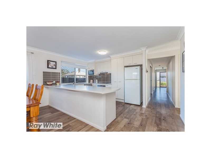 30 Duporth Crescent, Dakabin QLD 4503