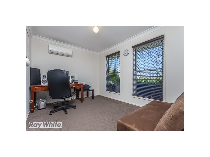 30 Duporth Crescent, Dakabin QLD 4503