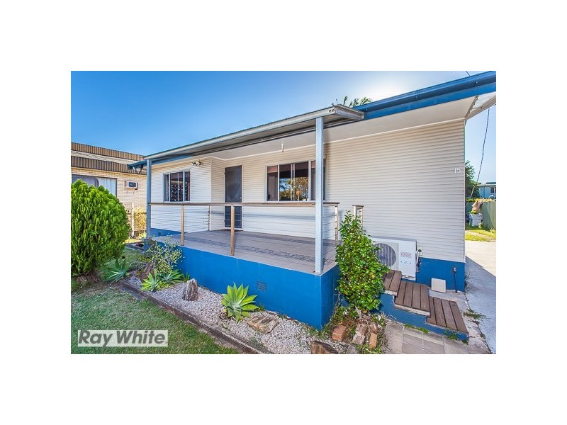 15 Andrew Street, Kallangur QLD 4503