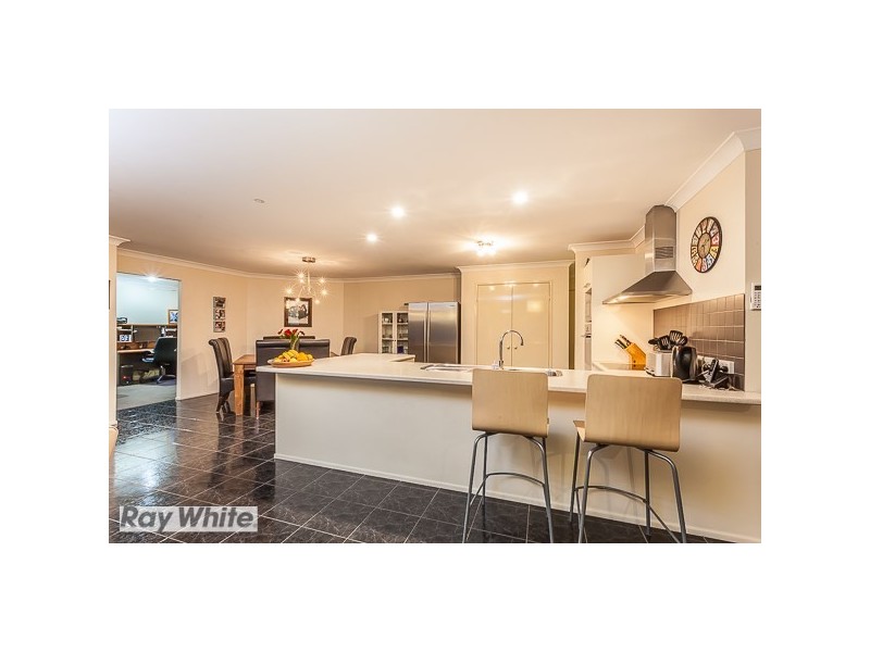 15 Chancery Close, Murrumba Downs QLD 4503