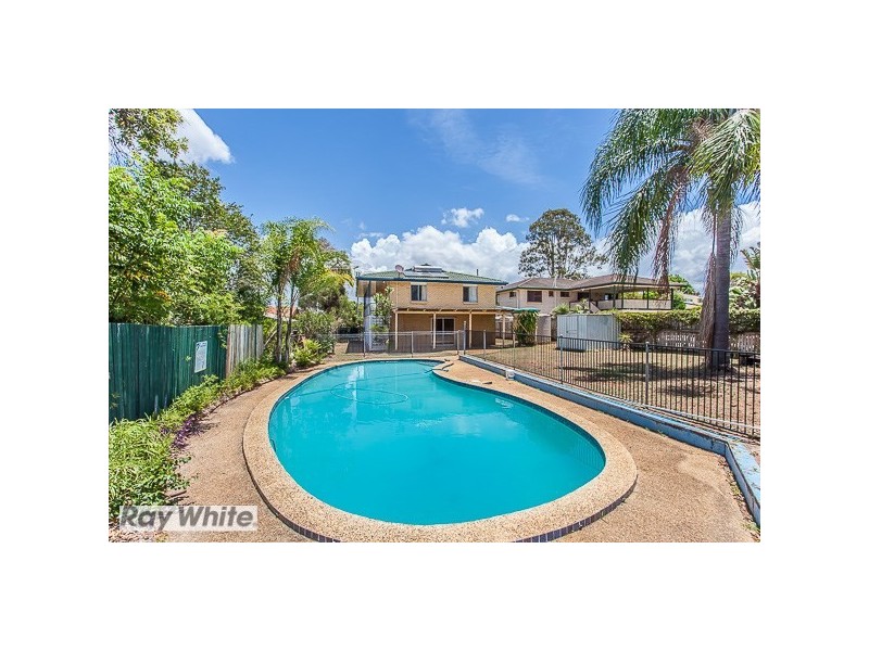 18 Loowa Street, Kallangur QLD 4503