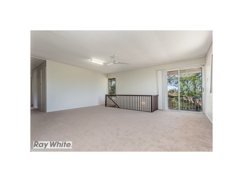 18 Loowa Street, Kallangur QLD 4503