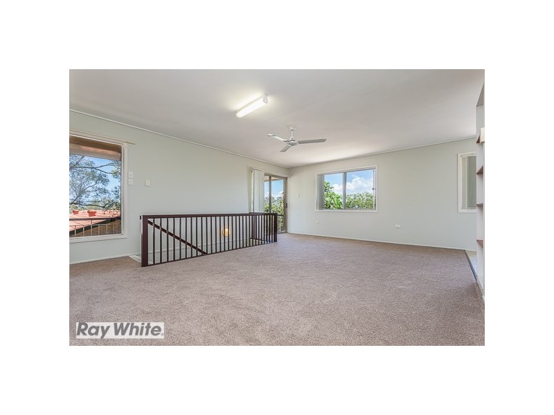 18 Loowa Street, Kallangur QLD 4503