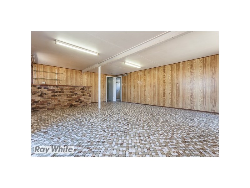 18 Loowa Street, Kallangur QLD 4503