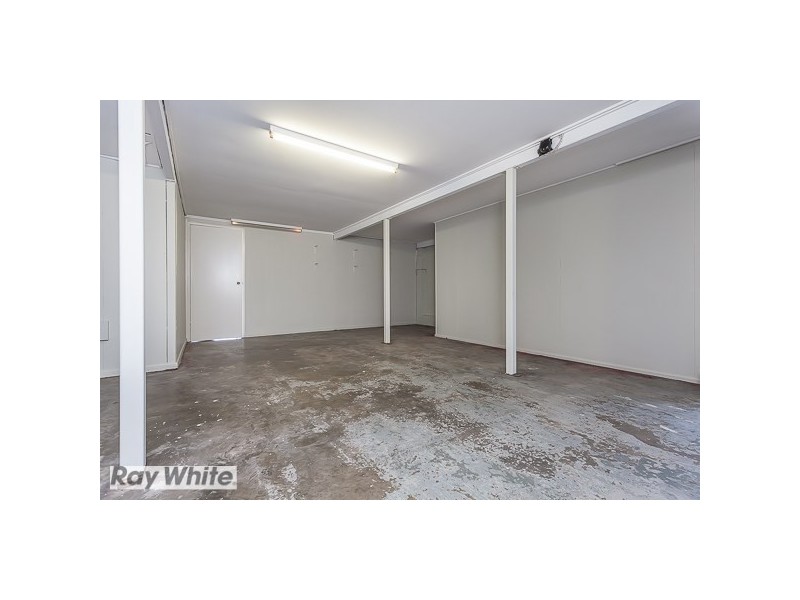 18 Loowa Street, Kallangur QLD 4503