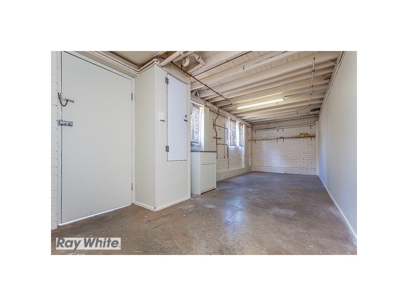 18 Loowa Street, Kallangur QLD 4503