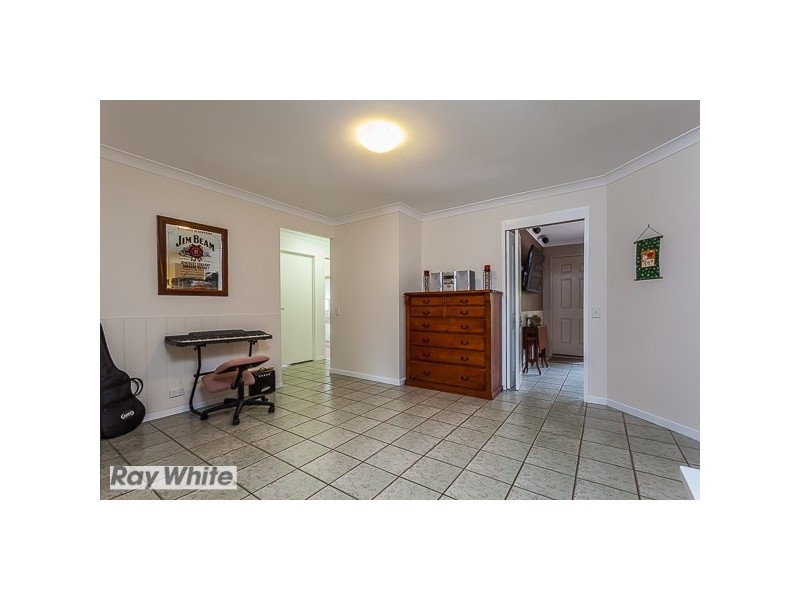 7 Kirri Avenue, Petrie QLD 4502