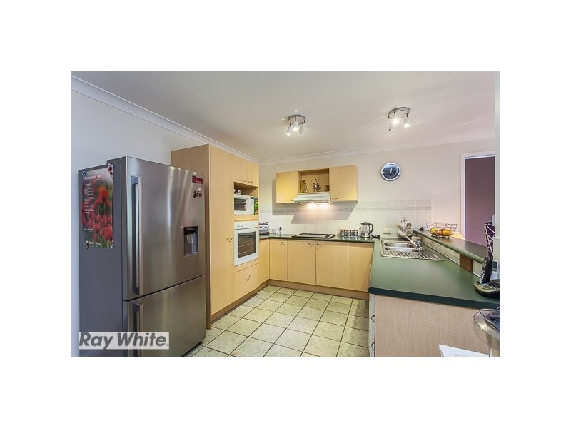 7 Kirri Avenue, Petrie QLD 4502