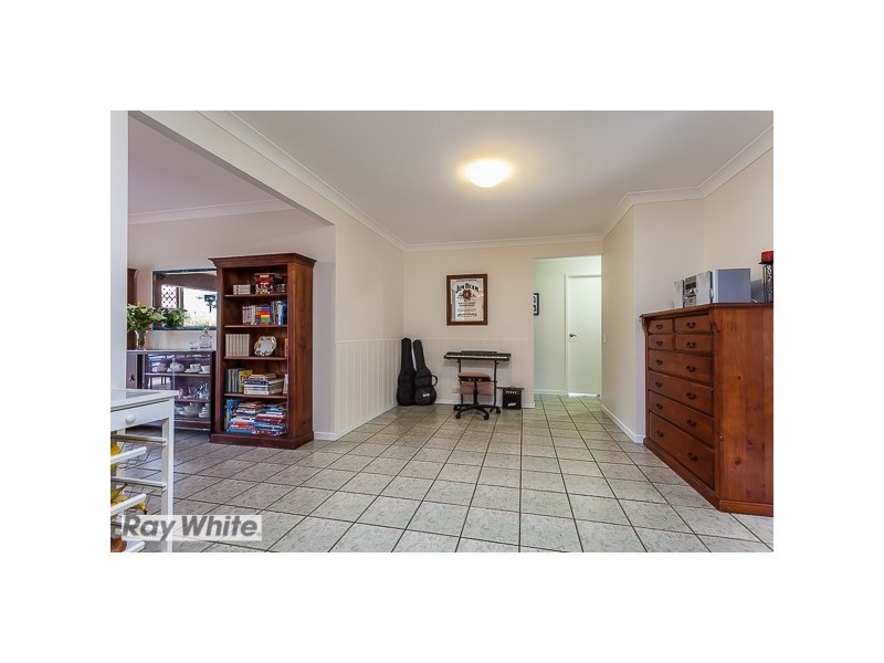 7 Kirri Avenue, Petrie QLD 4502