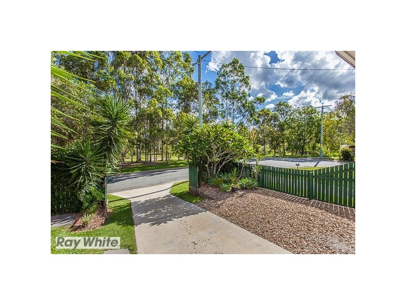 8 Woodcroft Court, Kallangur QLD 4503