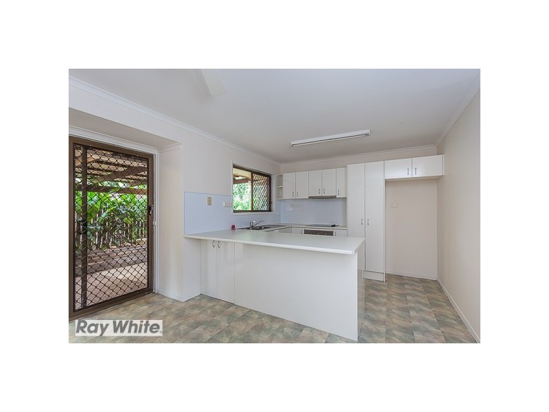8 Woodcroft Court, Kallangur QLD 4503