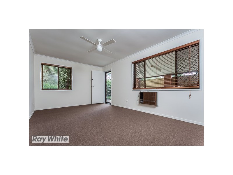 8 Woodcroft Court, Kallangur QLD 4503