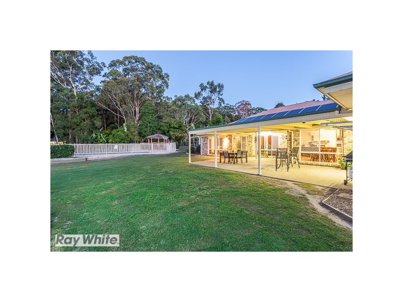 19 Hinchinbrook Court, Burpengary QLD 4505