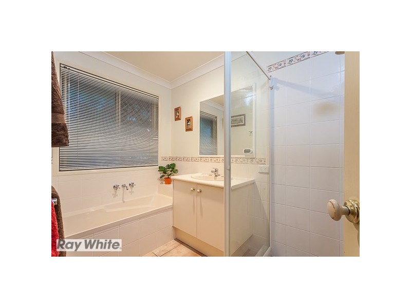 19 Hinchinbrook Court, Burpengary QLD 4505