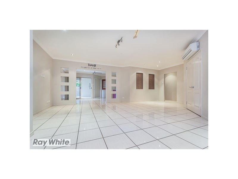 26 Yellow Robin Court, Narangba QLD 4504