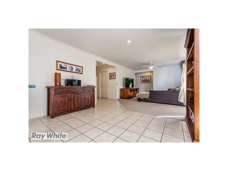 8 Johns Crescent, Boondall QLD 4034