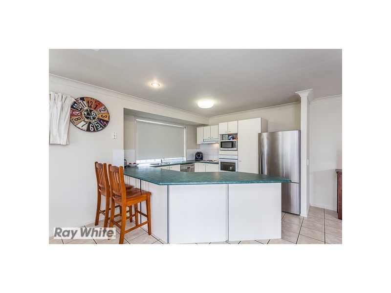 8 Johns Crescent, Boondall QLD 4034