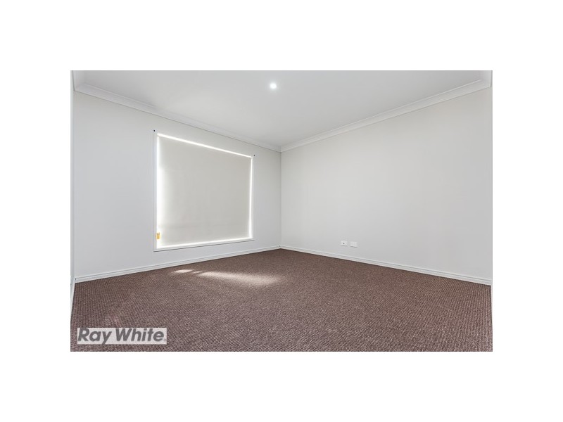 5 Nicholson Street, Caboolture South QLD 4510