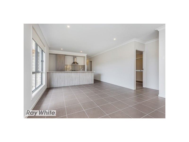 North Lakes QLD 4509