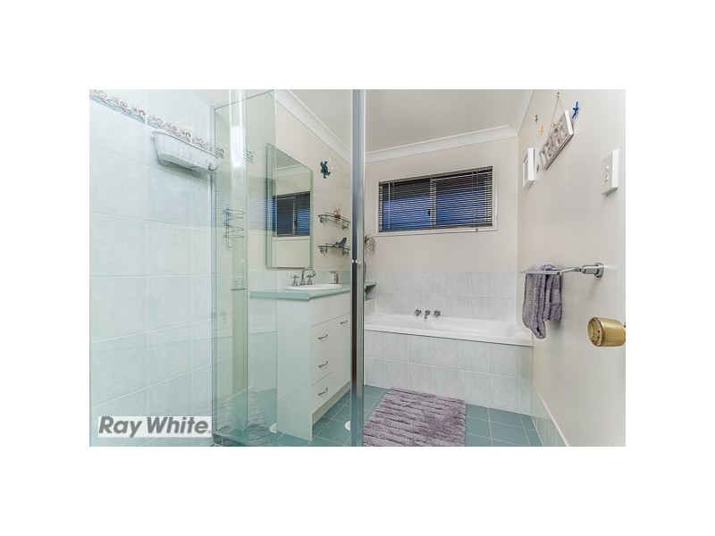 16 Esk Place, Kallangur QLD 4503