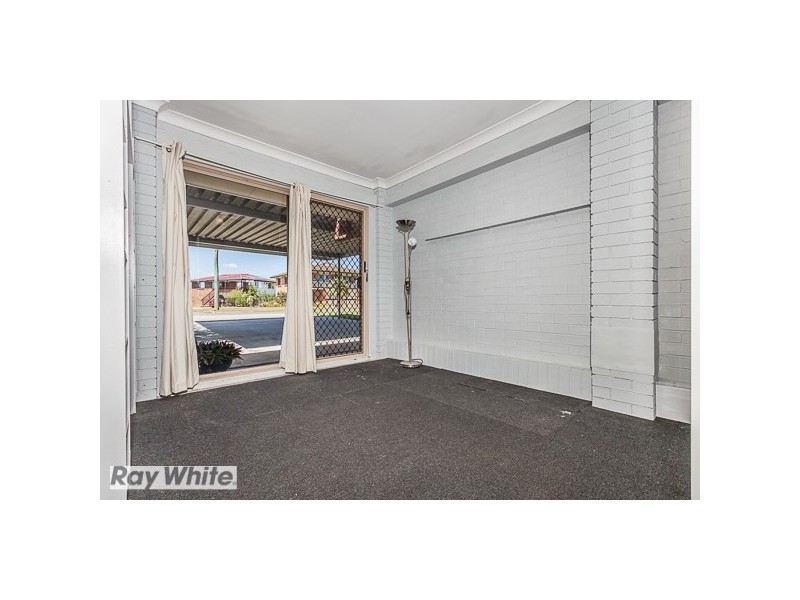 11 Lynette Street, Kallangur QLD 4503