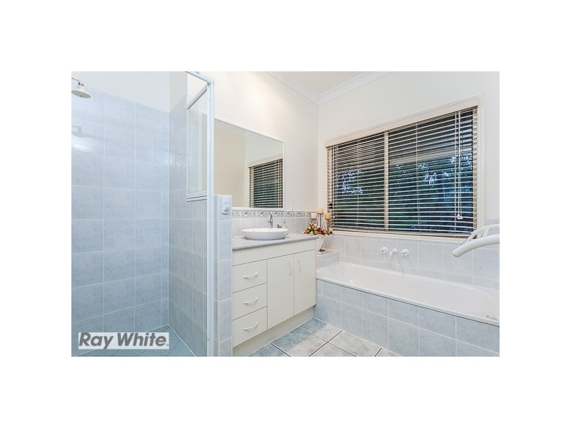 27 Hughes Road West, Dakabin QLD 4503