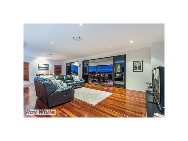 14 Hawkhurst Court, Murrumba Downs QLD 4503