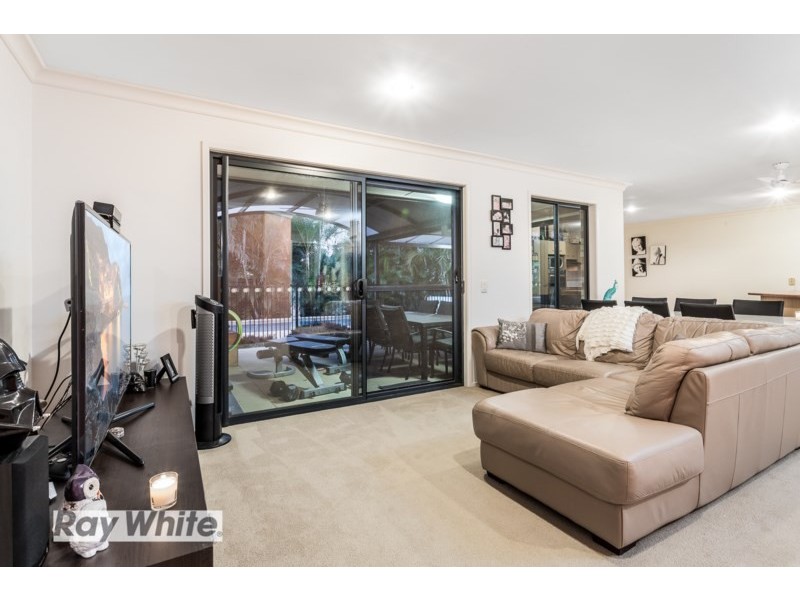 9 Bronze Court, Griffin QLD 4503