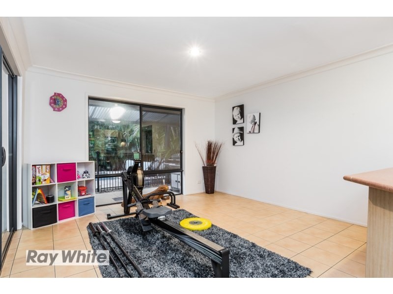 9 Bronze Court, Griffin QLD 4503