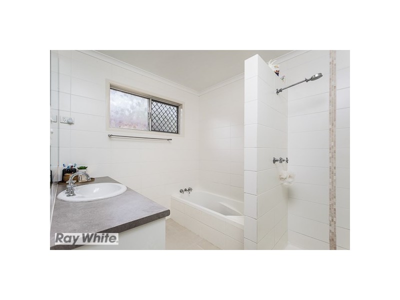 1252 Anzac Avenue, Kallangur QLD 4503