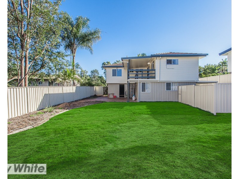 10 Arunga Street, Petrie QLD 4502