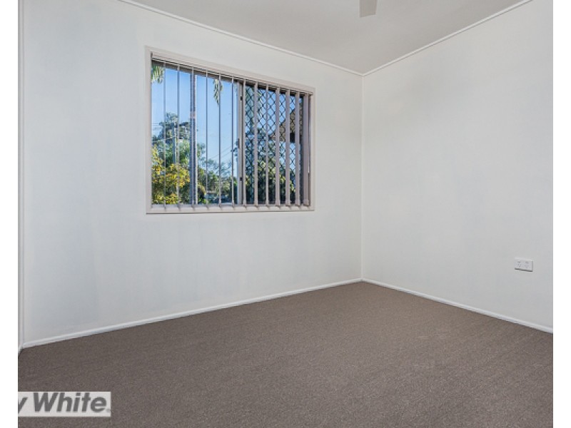 10 Arunga Street, Petrie QLD 4502