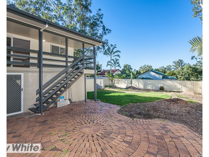 10 Arunga Street, Petrie QLD 4502