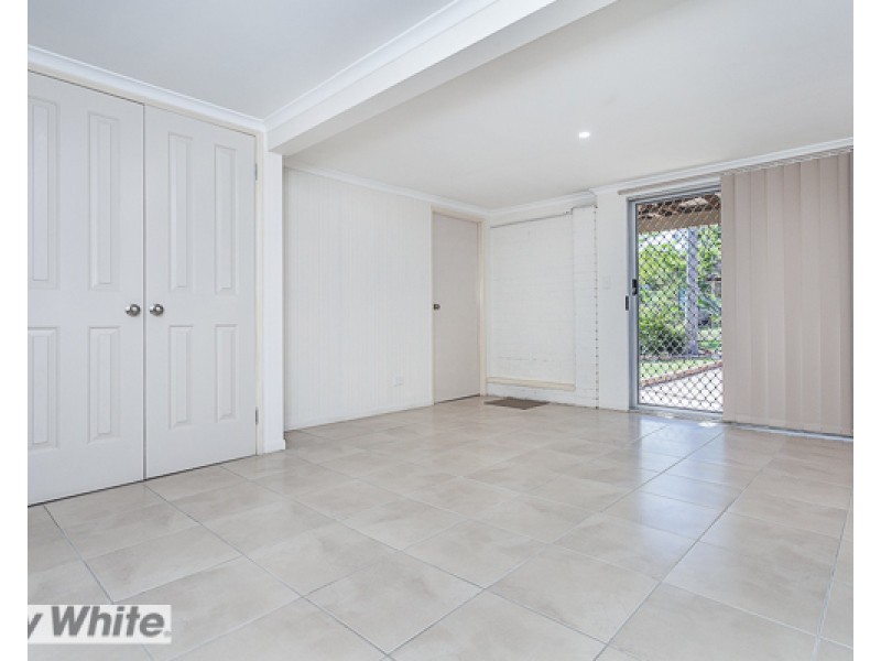 10 Arunga Street, Petrie QLD 4502