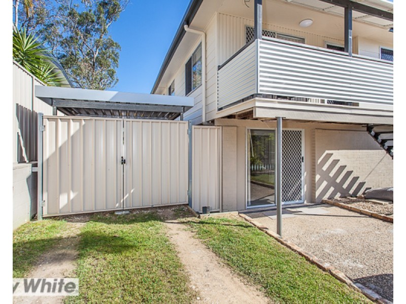 10 Arunga Street, Petrie QLD 4502