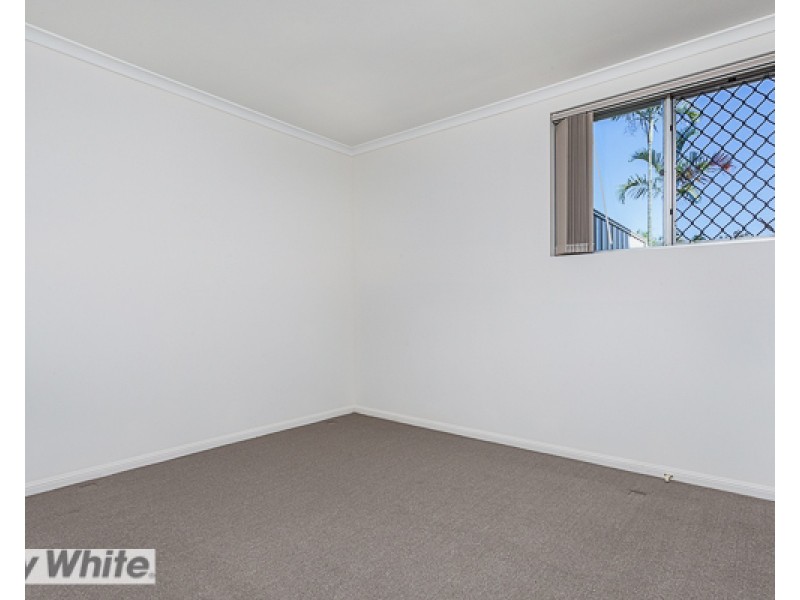 10 Arunga Street, Petrie QLD 4502