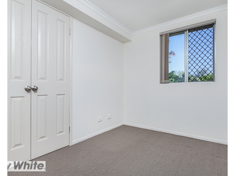 10 Arunga Street, Petrie QLD 4502