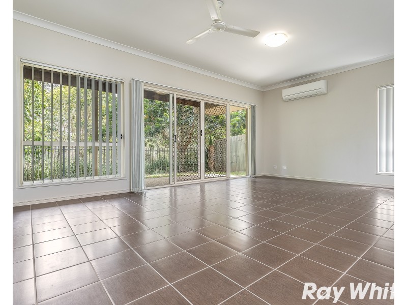 52 Elkington Circuit, North Lakes QLD 4509