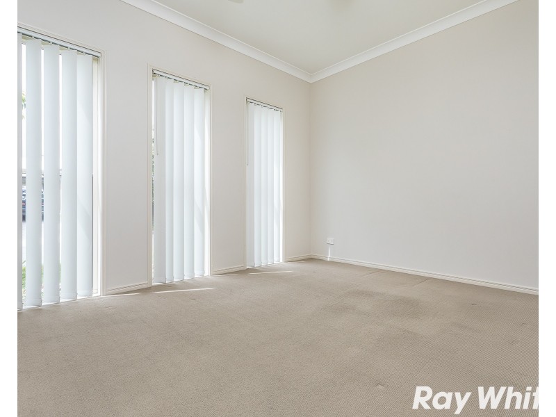 52 Elkington Circuit, North Lakes QLD 4509