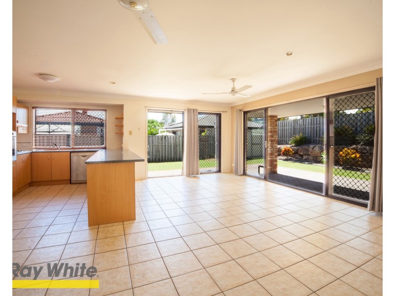 3 Sapphire Close, Griffin QLD 4503
