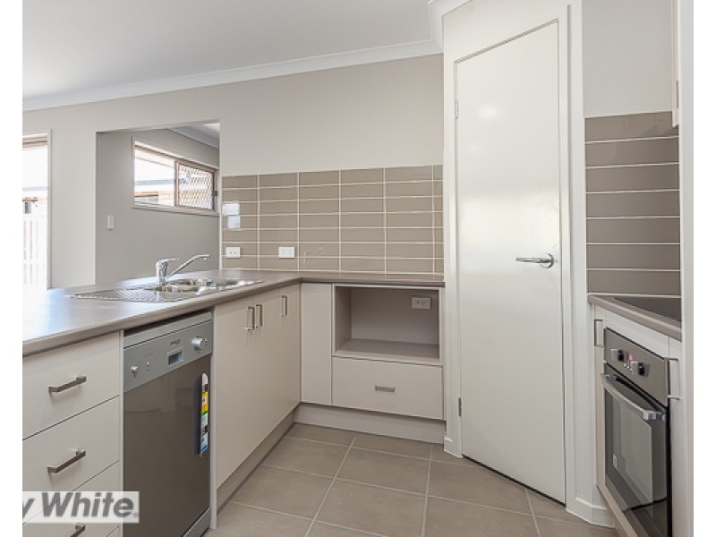 3 Essencia Avenue, Dakabin QLD 4503