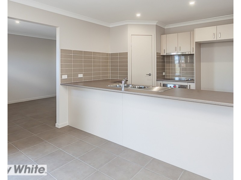 3 Essencia Avenue, Dakabin QLD 4503