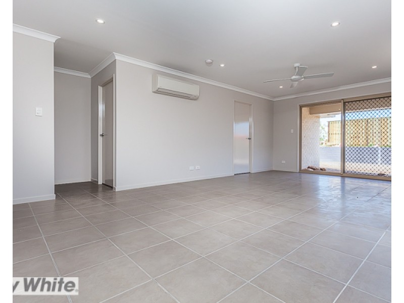 3 Essencia Avenue, Dakabin QLD 4503