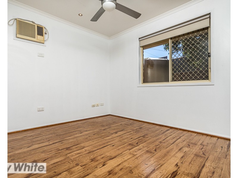 51 Balstrup Road North, Kallangur QLD 4503