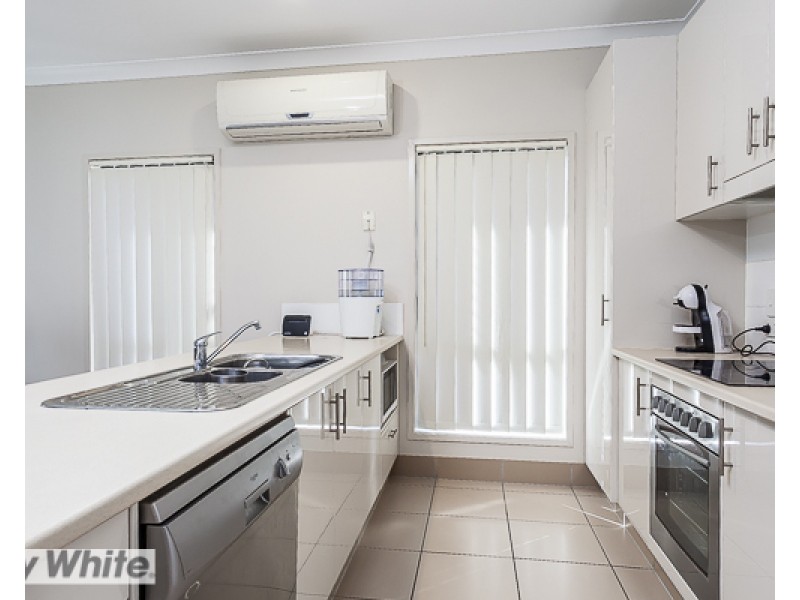 7 Crenshaw Street, North Lakes QLD 4509