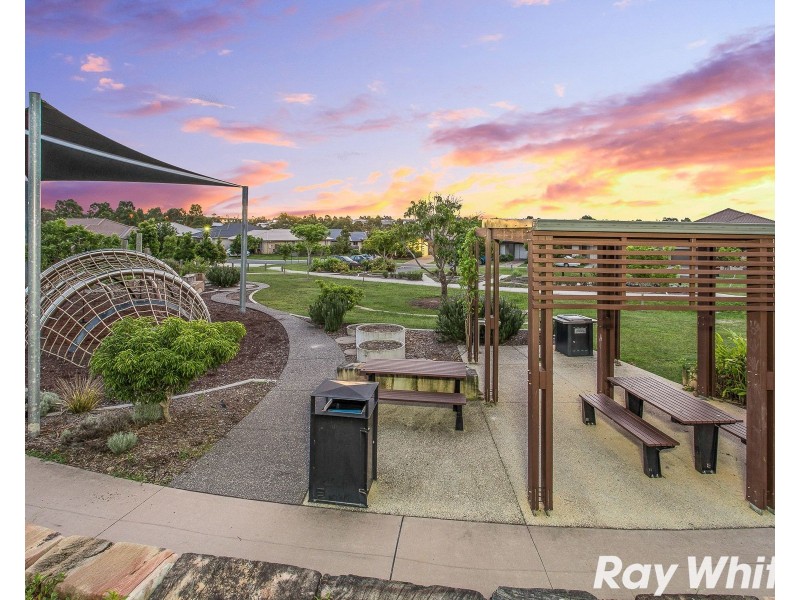 1 Goss Close, North Lakes QLD 4509