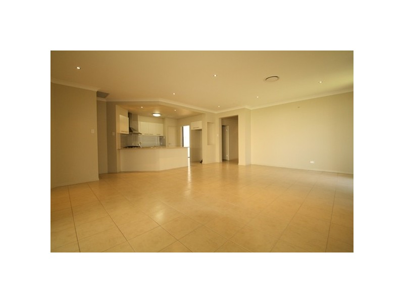 North Lakes QLD 4509