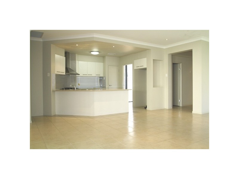 North Lakes QLD 4509